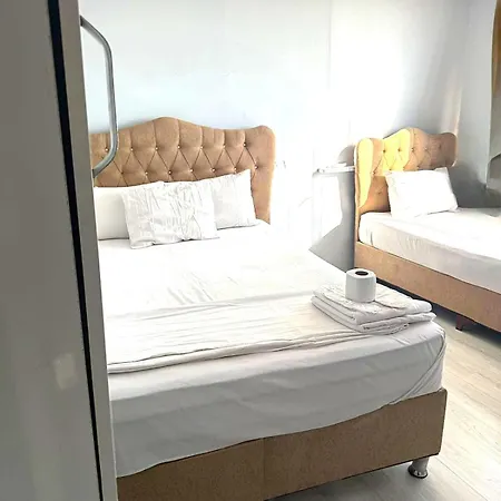 Cannady Kumkapi Hotel *